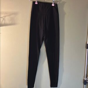 American Eagle Black High-Waisted Leggings